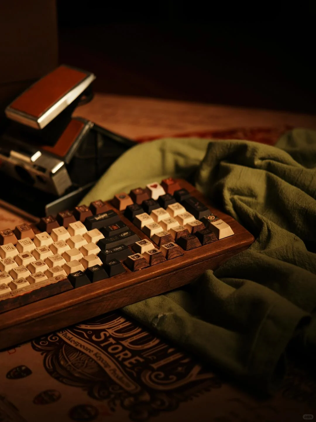 木坨坨绝配！莎士比亚的王牌键帽，预售中