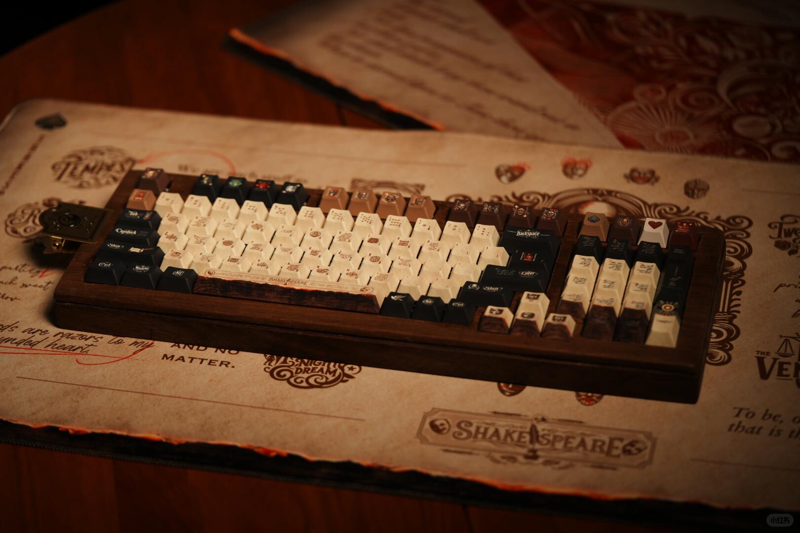 莎士比亚王牌键帽专配桌垫 - Thumbnail 3