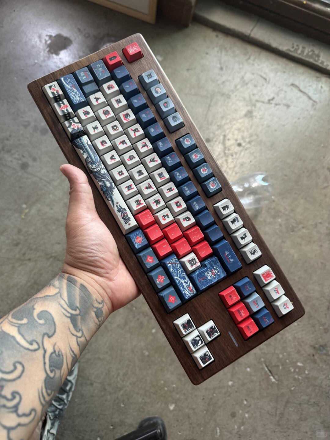 小众中的小众！做旧键帽 - Thumbnail 4