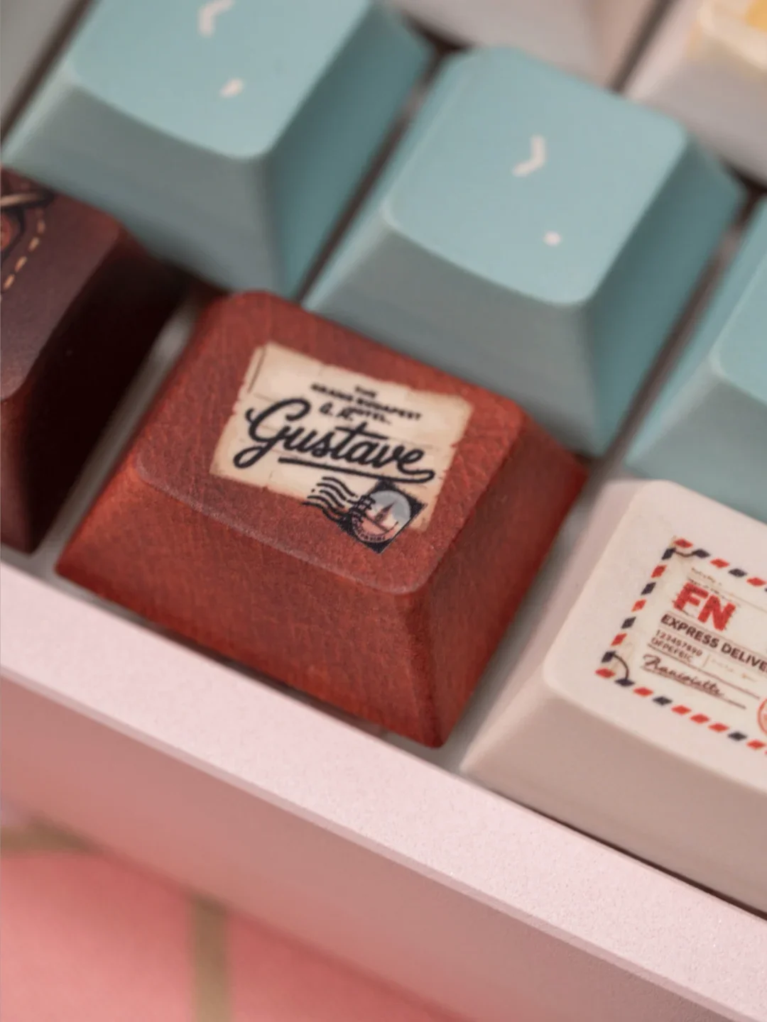 🎩 一张车票 × 一场逃亡 - Thumbnail 5