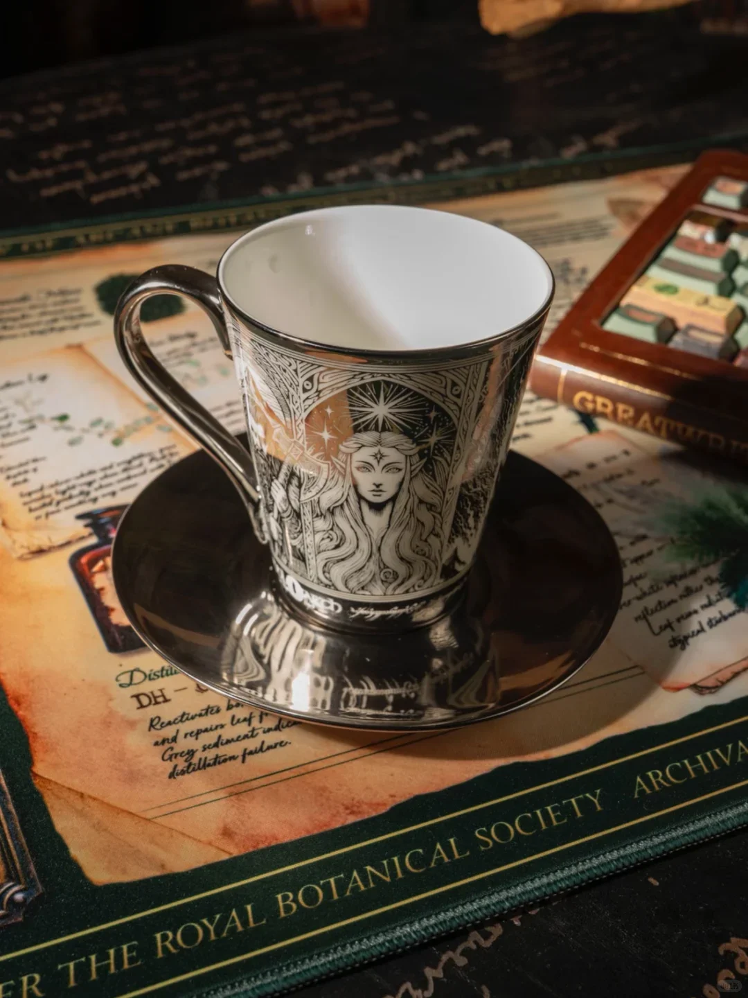 不是做一只杯子，而是做一段情绪的入口 - Thumbnail 4