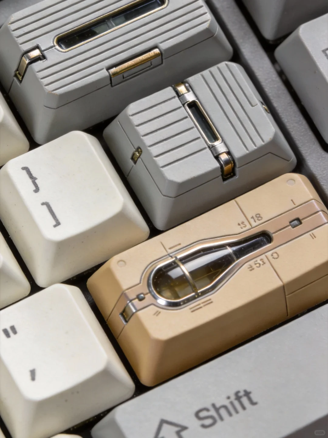 把《沙丘》的战机，拆成一套键帽