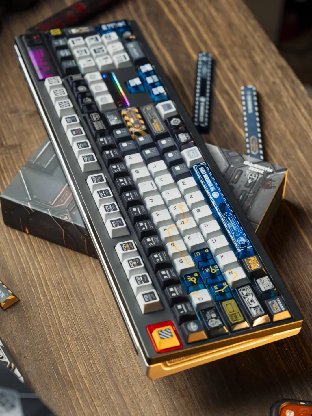 《流浪地球：地下城》键帽｜设计理念 - Thumbnail 4